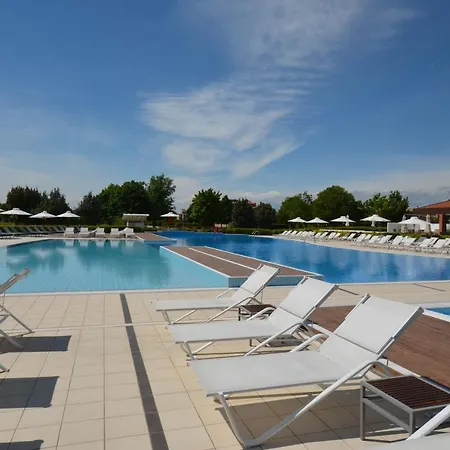 Apartment Magica Immobiliare - Golf Village 216 Lido di Jesolo