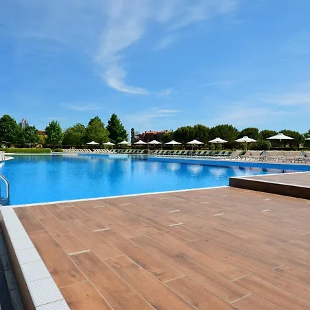 Apartment Magica Immobiliare - Golf Village 216 Lido di Jesolo